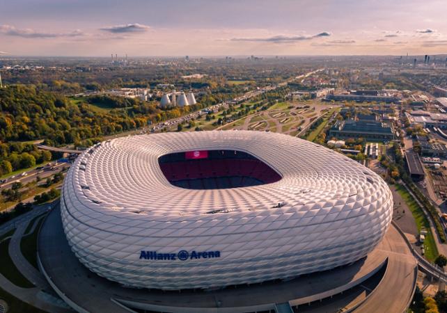 Фудбалска Арена Минхен – Алианц Арена